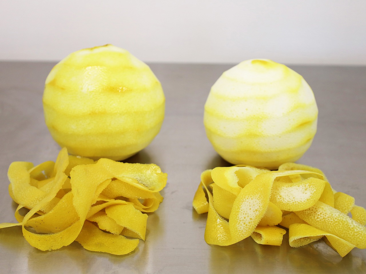 Thinly peeled pomelo zest